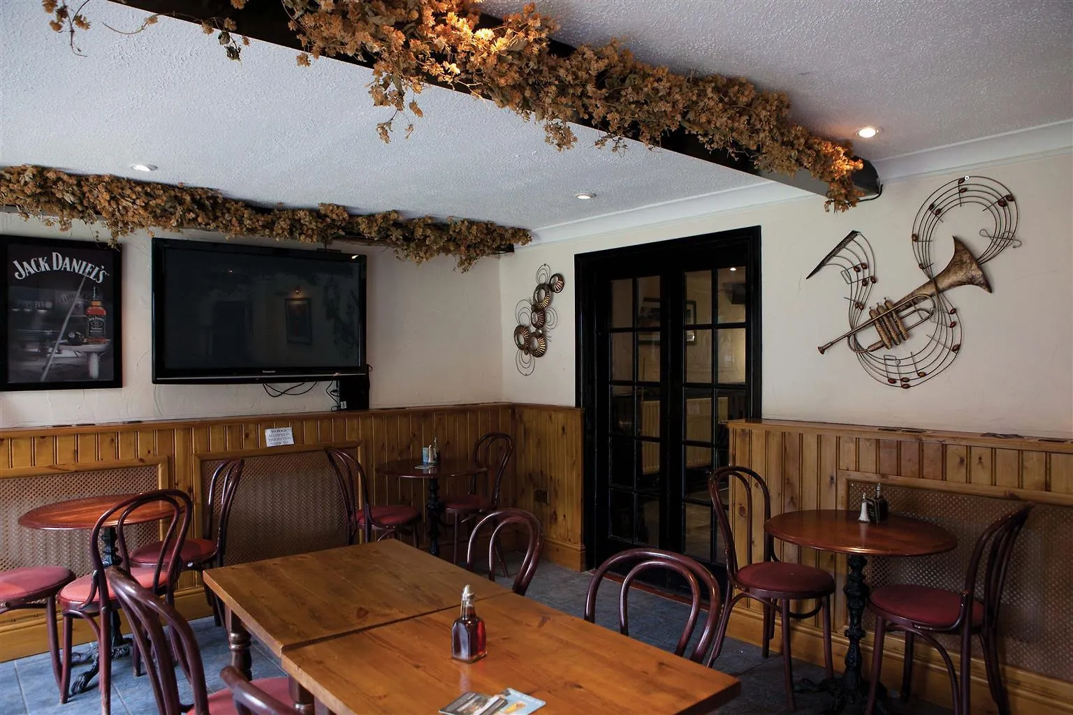 אורחן The Ullswater Inn- The Collection Group