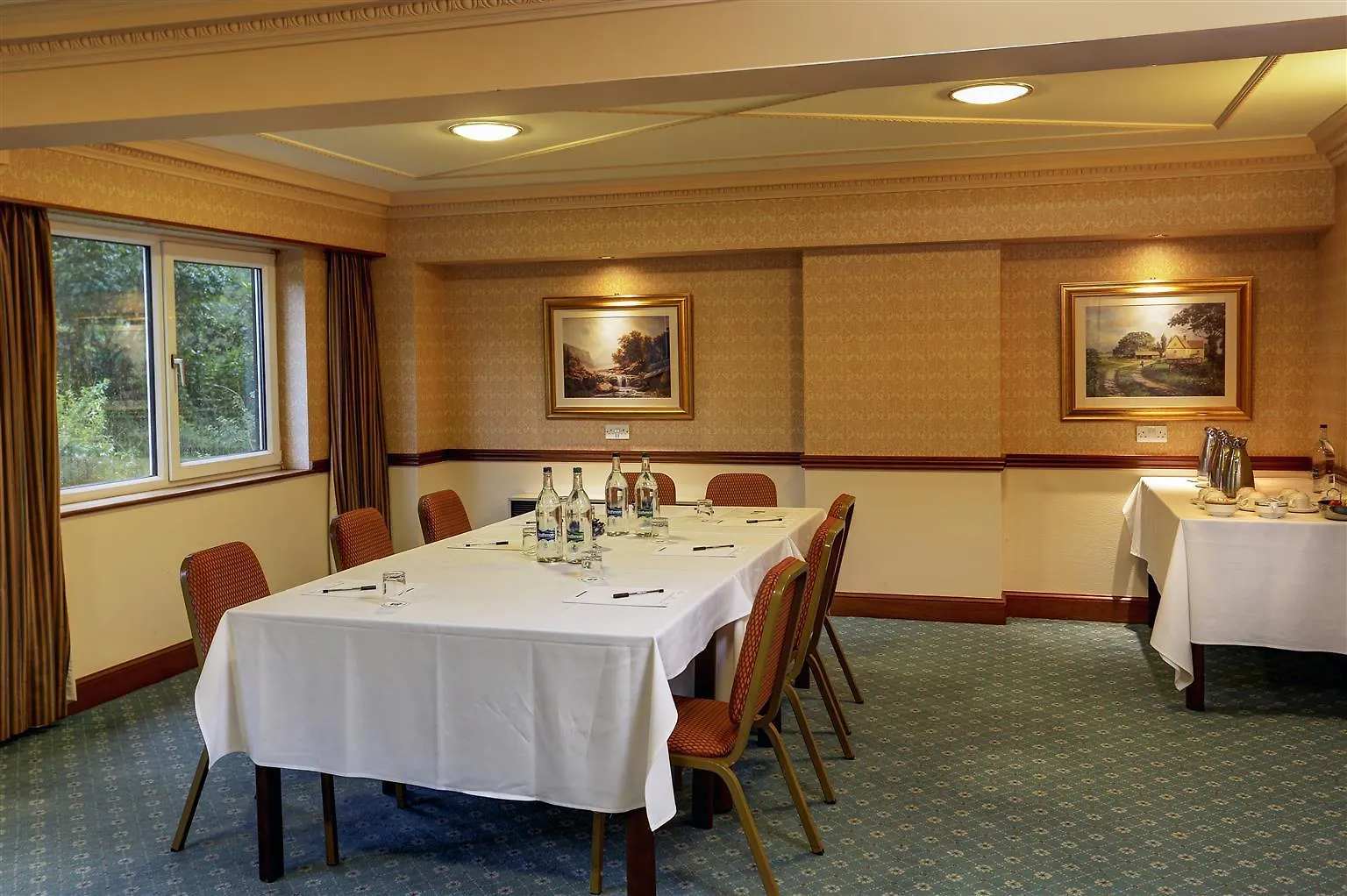 Otel Wells 3*