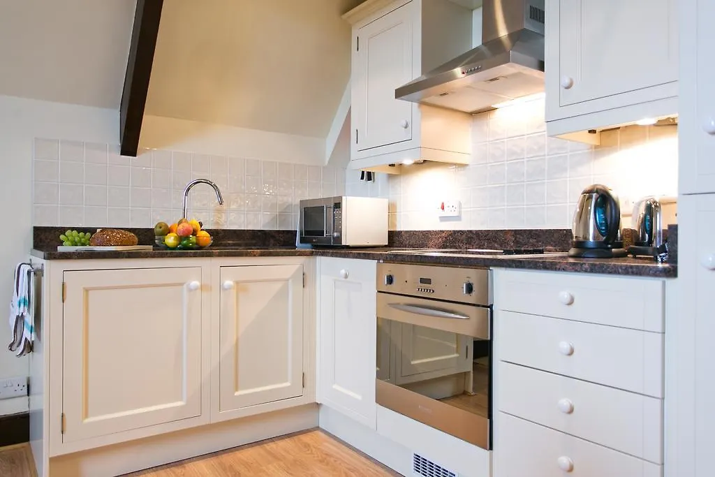 Дом отдыха Staffield Hall Country Retreats *