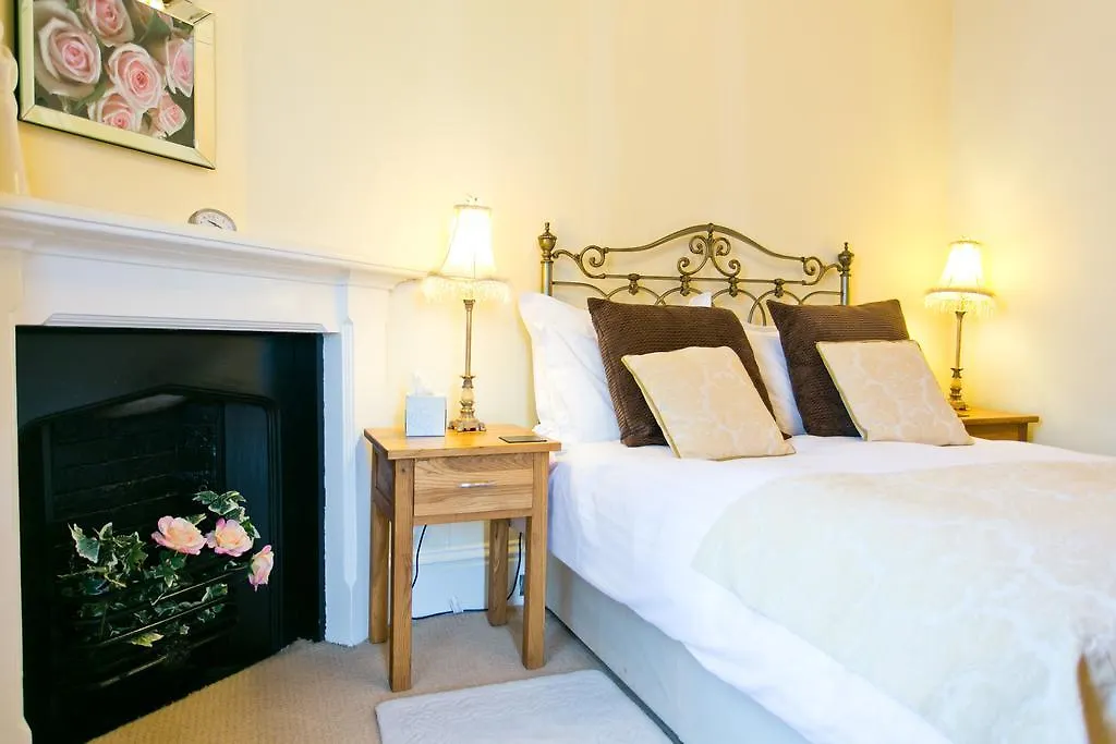 Дом отдыха Staffield Hall Country Retreats *