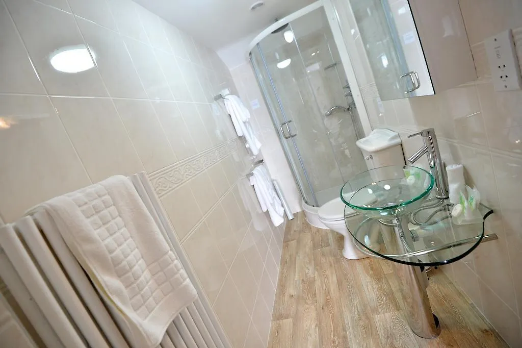 Stoneybeck Bed and breakfast 4*