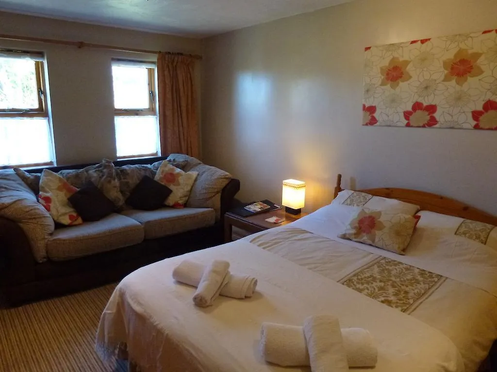 فندق مبيت وإفطار The Head At Middleton سيدبرغ