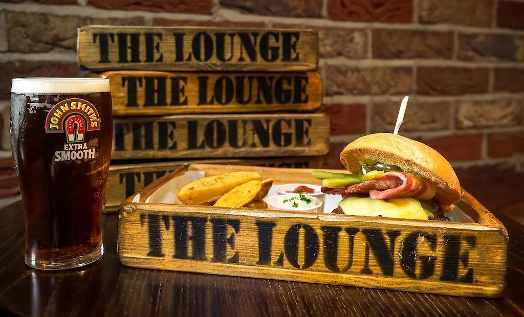 Hotel The Lounge & Bar 3*