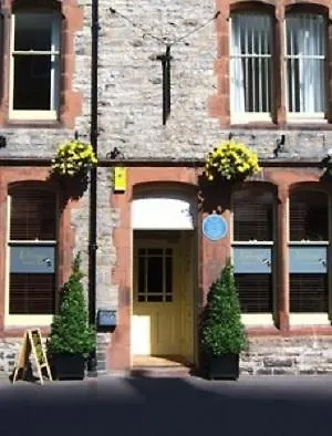 Hotel The Lounge & Bar