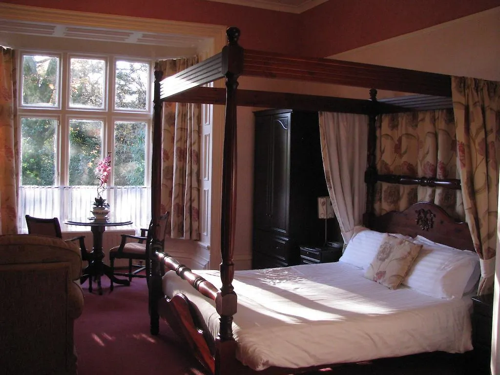 Ambleside Lodge