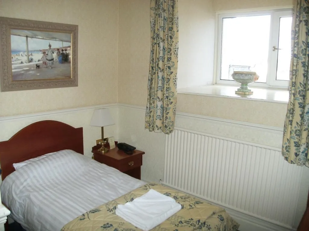 Hotel Clarkes In Furness