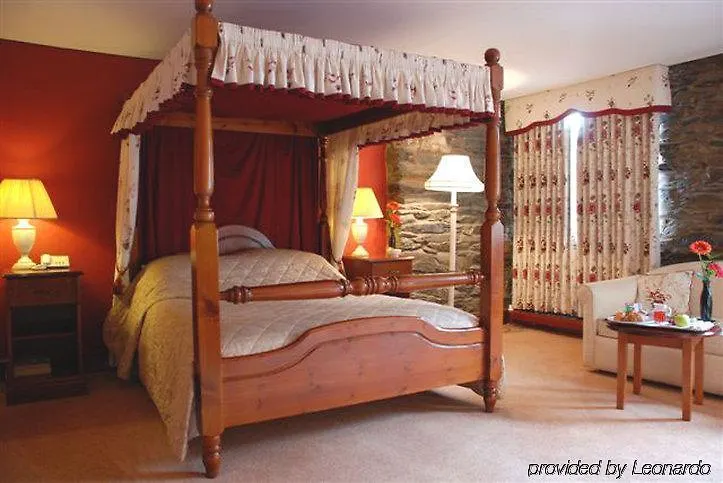 Whitewater & Hotel 3*