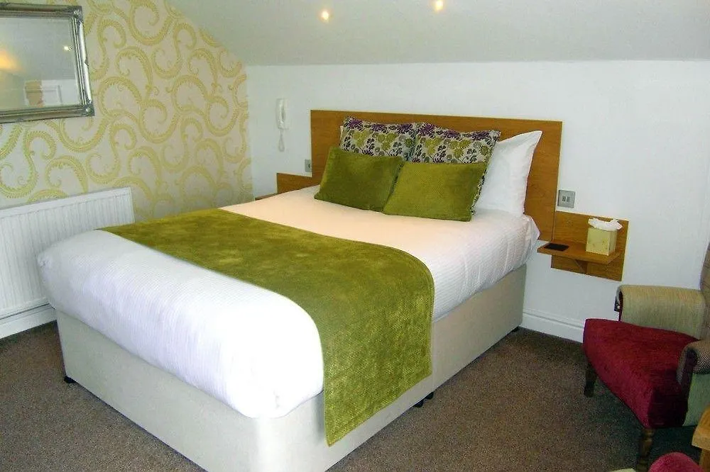 Oakbank House Hotel