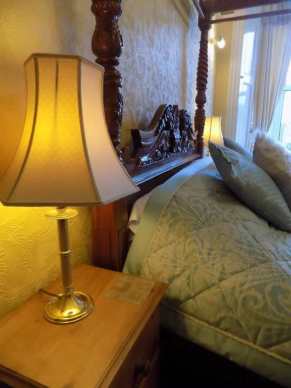Pensión Glendale 4*
