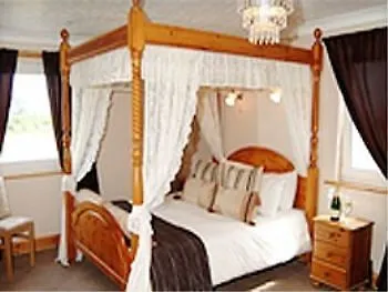 Hazeldene 2*