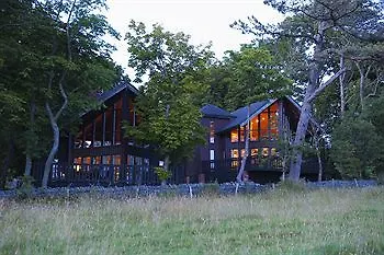Brockwood Hall מלון מילום
