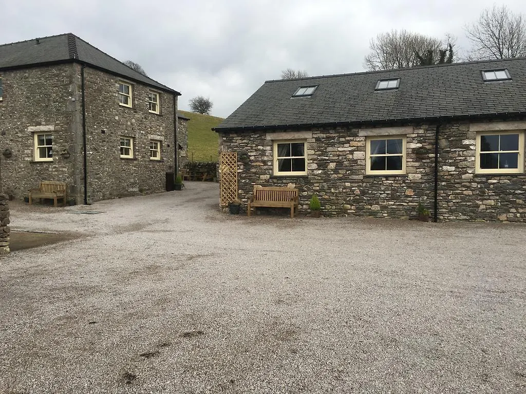 Helm Mount & Holiday home *