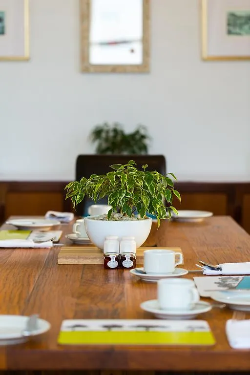 Πανσιόν Corner Beech House 4*