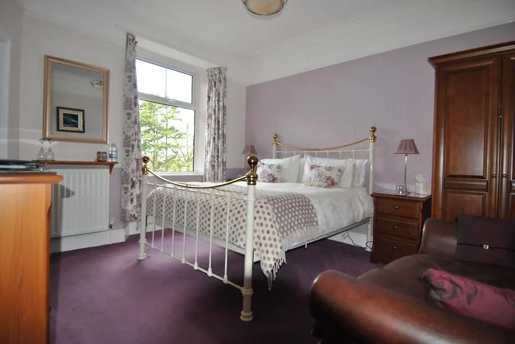 Kenilworth Guest house 4*