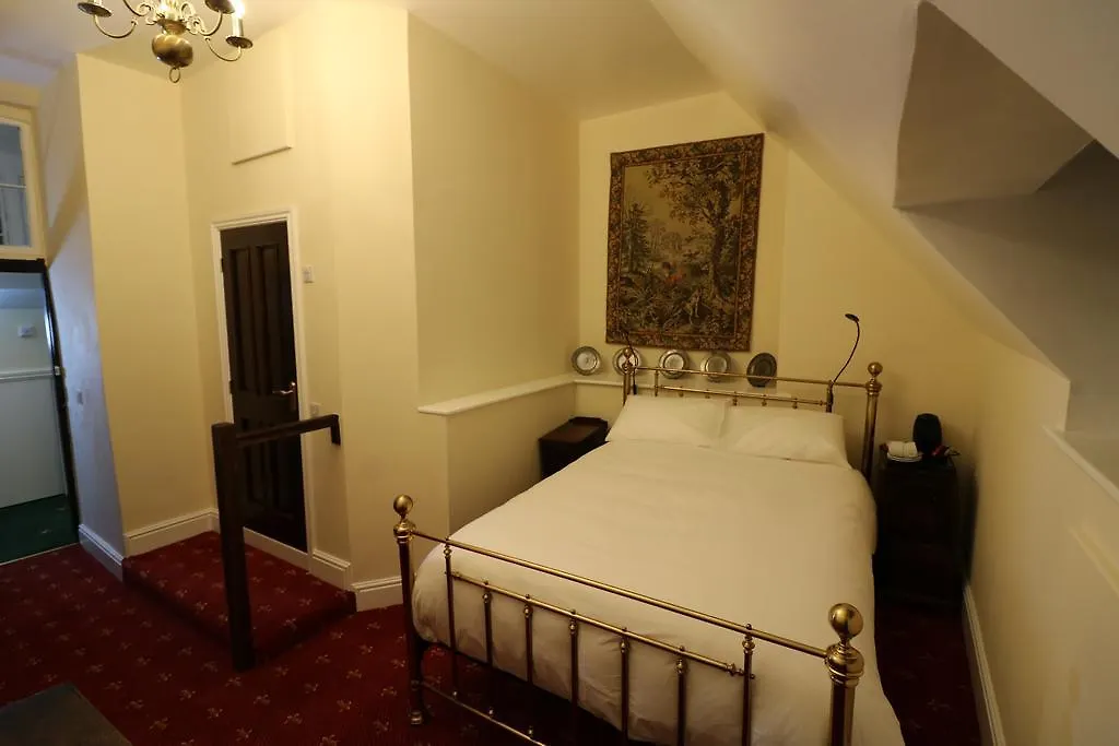 Hotel Castle 3*