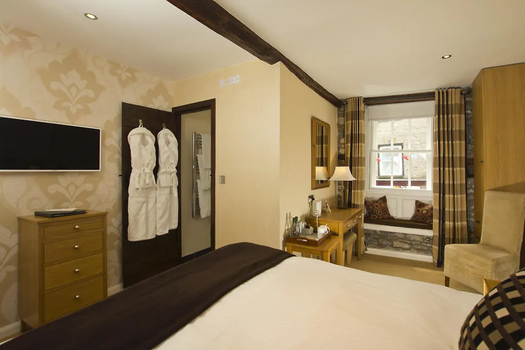 Sun 5* Kirkby Lonsdale