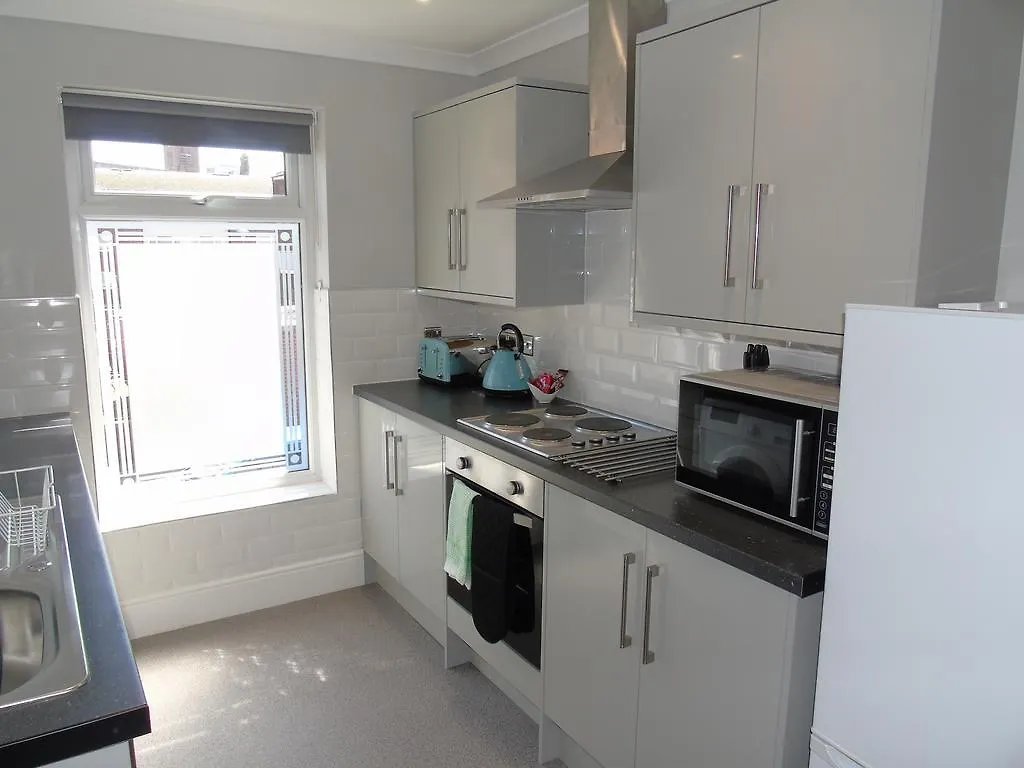 Apartment Jeffersons & Serviced - The Steel Works (adults Only) *