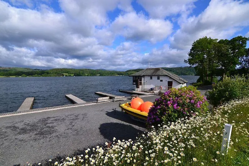 Windermere Motor Boat Racing Club Country house