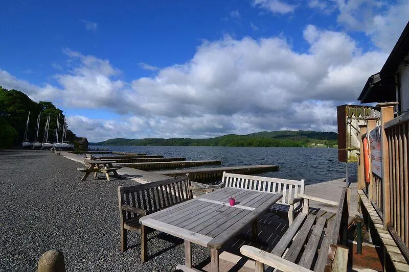 Windermere Motor Boat Racing Club Country house *