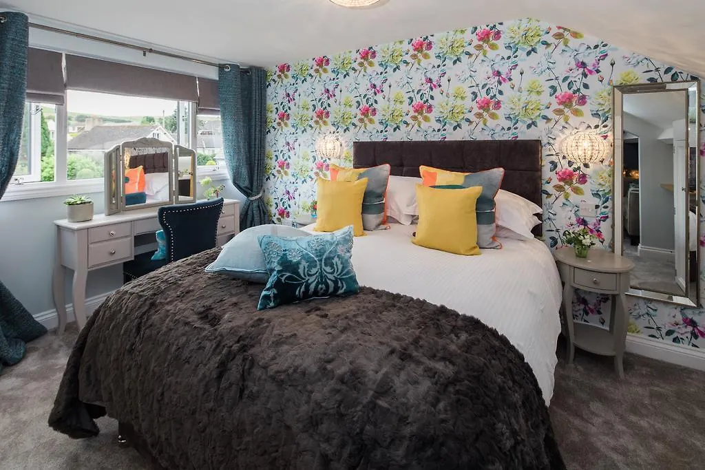 1863 Restaurant With 4* Pooley Bridge