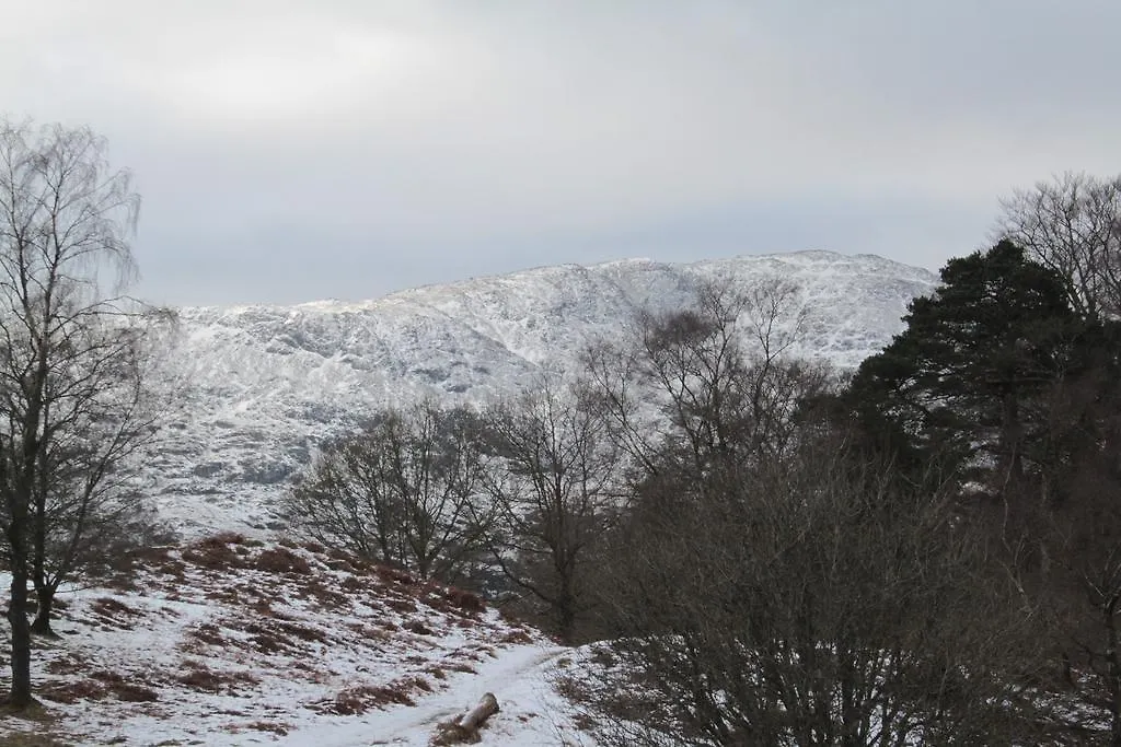 The Lakes 2*