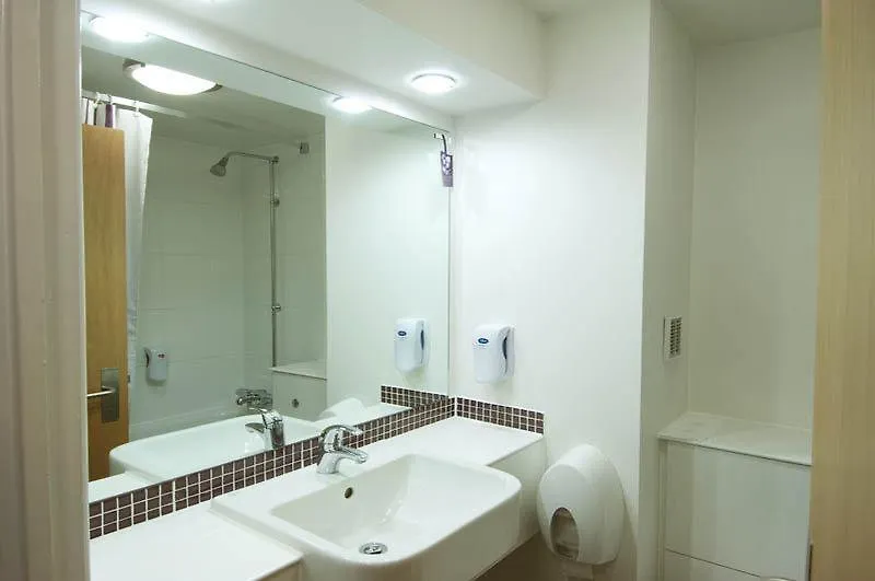 Premier Hotel 3*