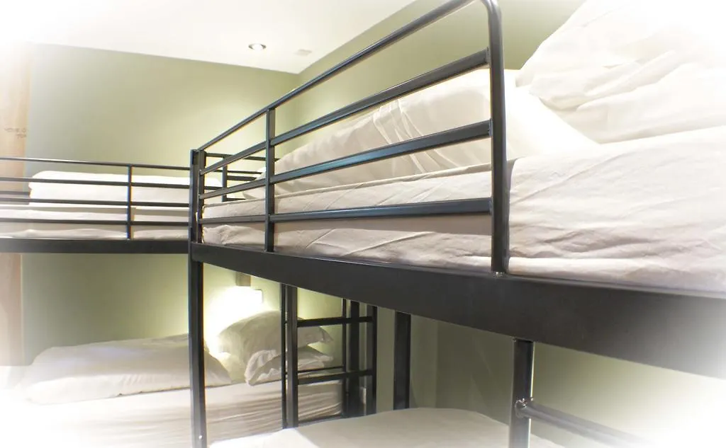 Lumely Fee Bunkhouse