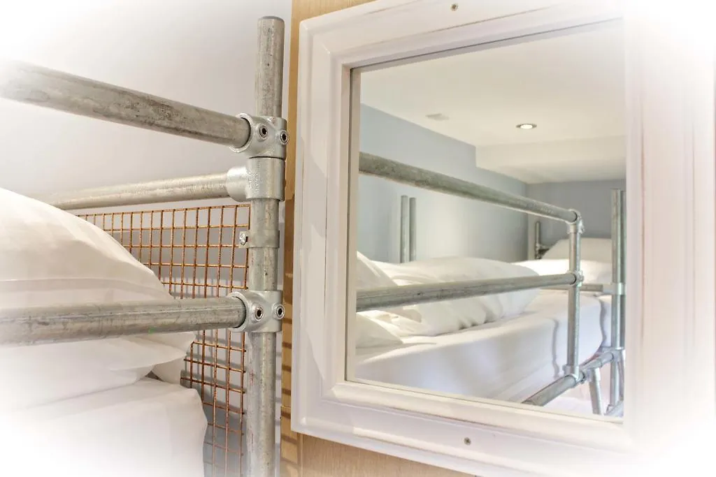 Aparthotel Lumely Fee Bunkhouse Kendal