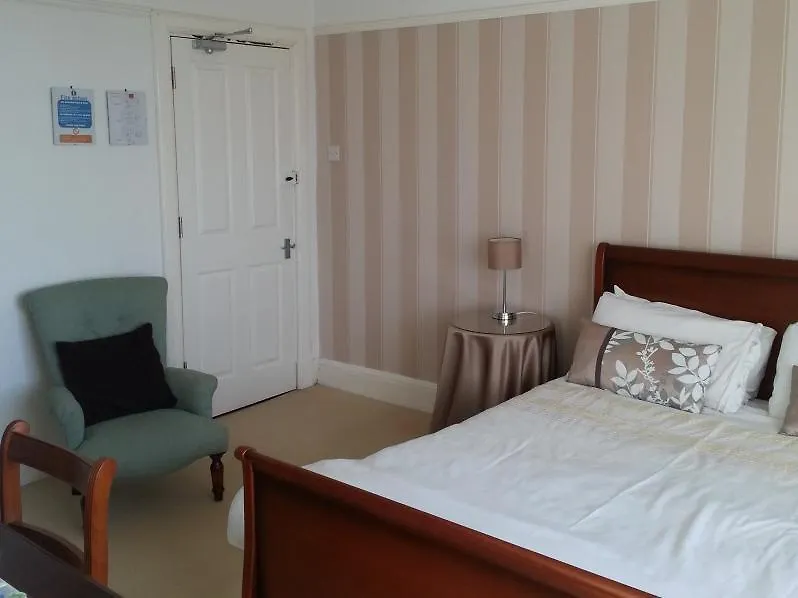 Bed & Breakfast Calder House 3*