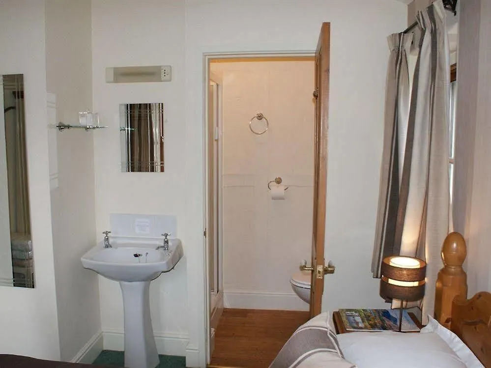 Hotel No.4 3*