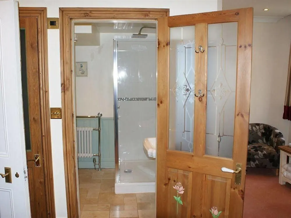 No.4 Hotel 3*