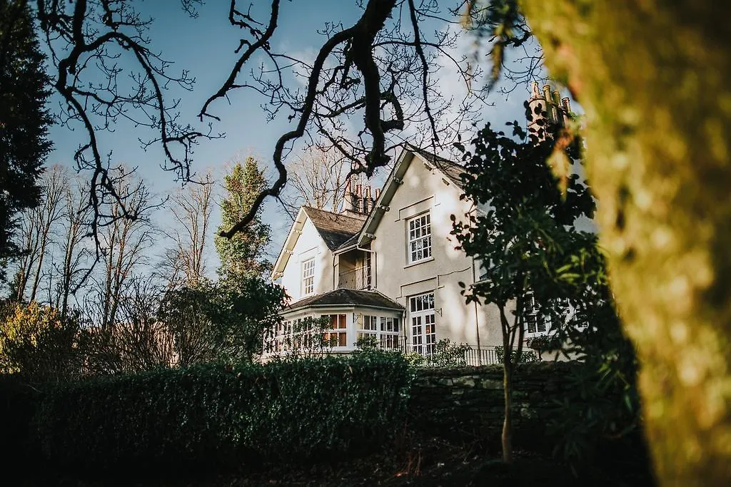 Briery Wood Hotel