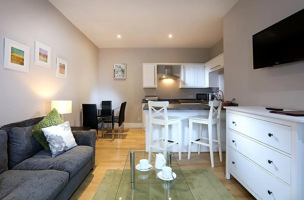Tufton Arms 3*