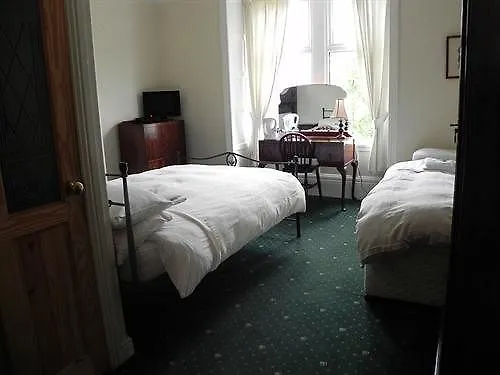 Marlborough House 3*