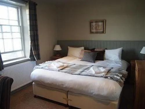 The Queen'S Arms Inn Hotel 3*