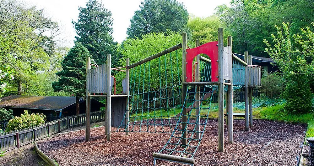 Brockwood Hall מלון מילום