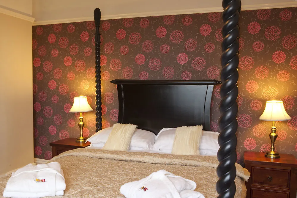 Sawrey House & Restaurant Hotel 3*