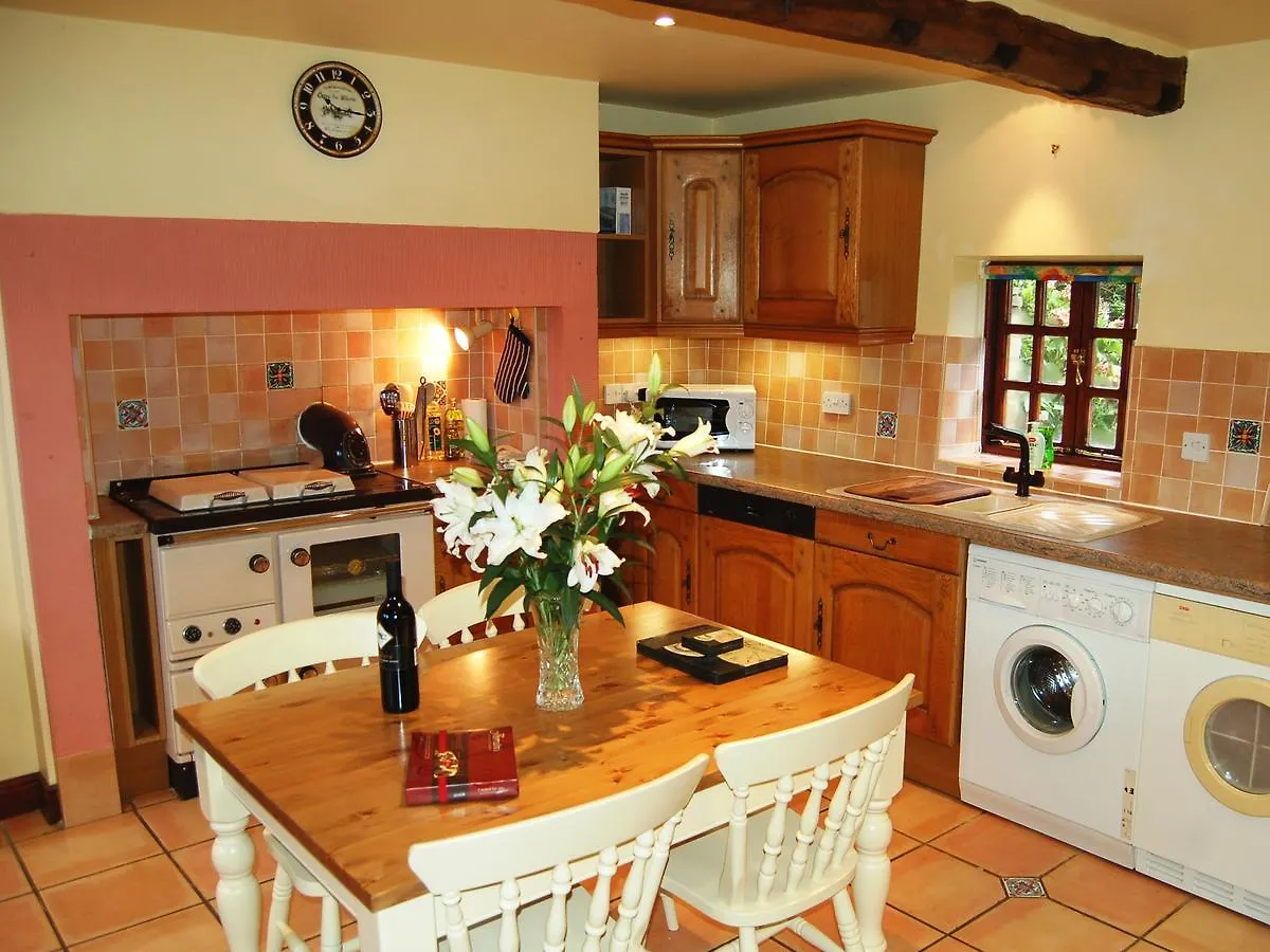 Lanthwaite Green Old Farmhouse * Loweswater