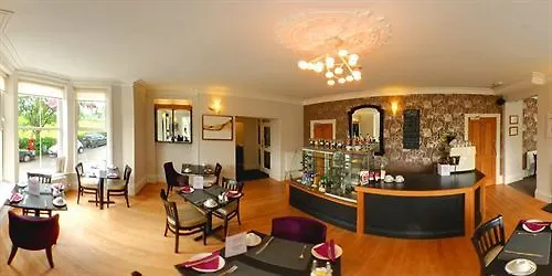 Lakeside House Penzion 4*
