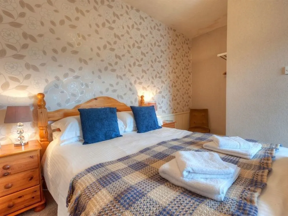 Dalkeith 4*