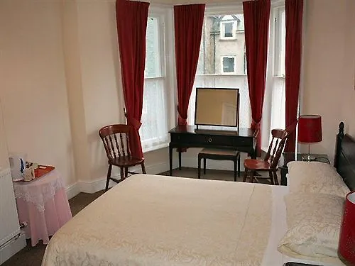 Melbreak House Hotel 3*