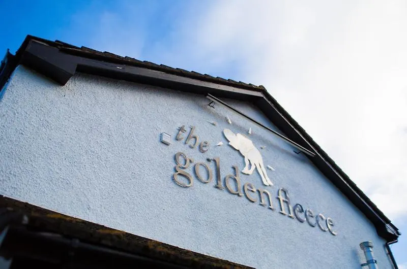 The Golden Fleece 宾馆 4*