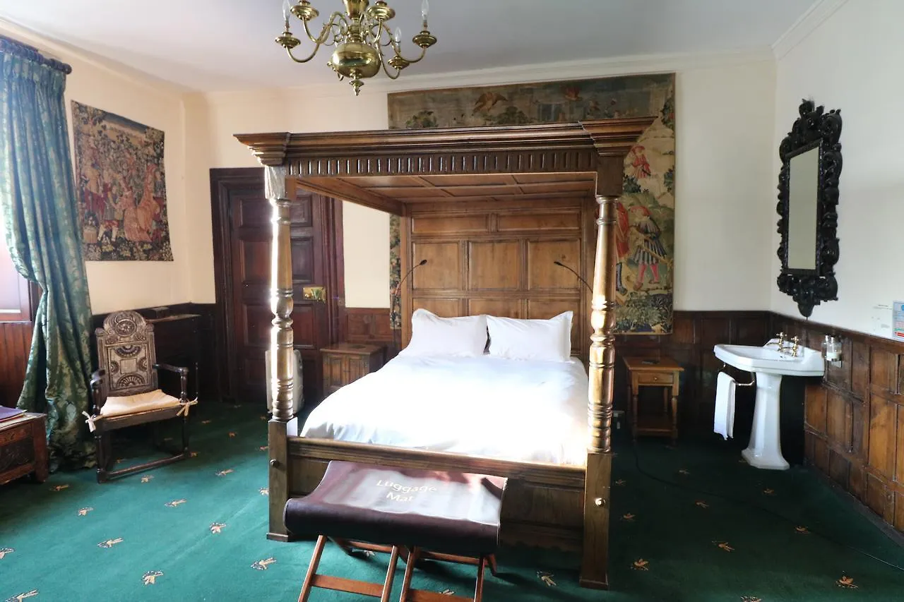 Hotel Castle 3*