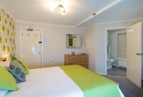 Guest house Thornbank House Offering Breakfast And With Free Off Site Health Club 4*