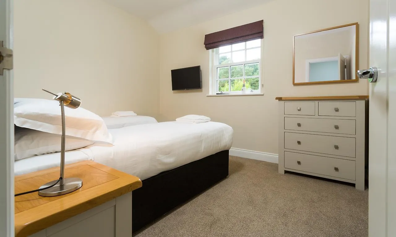 Waterfoot Park 5*
