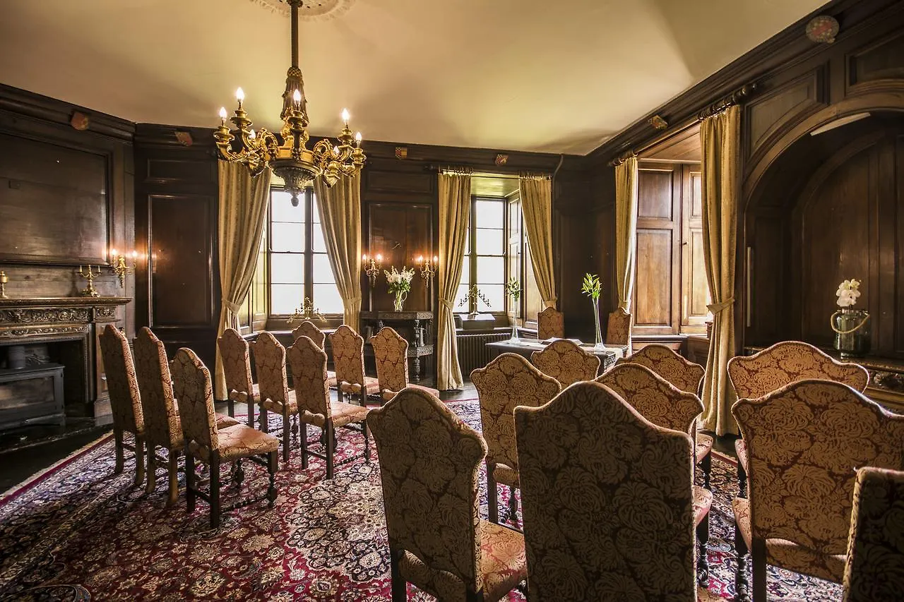 Castle Hotel