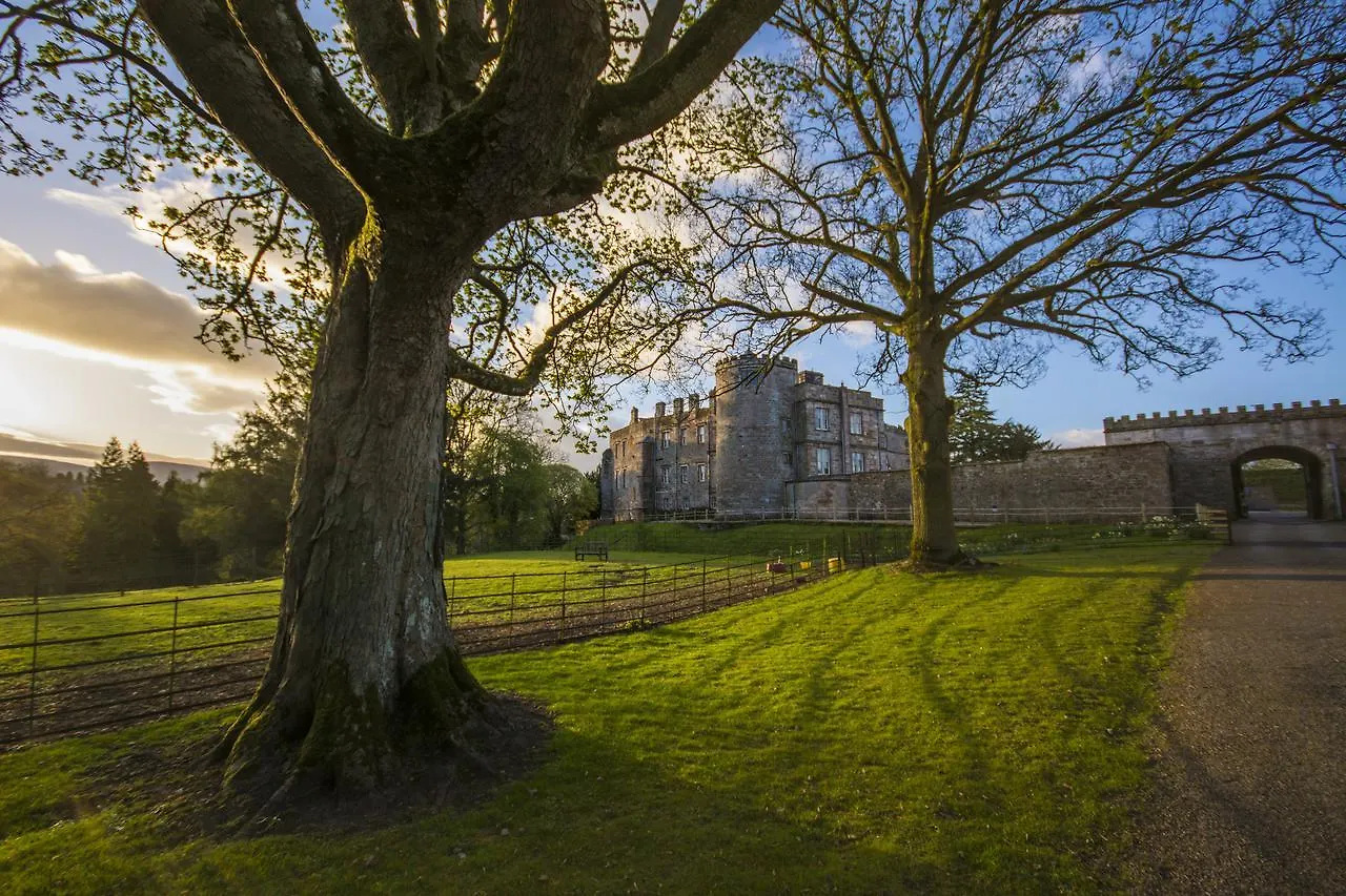 Castle Hotel