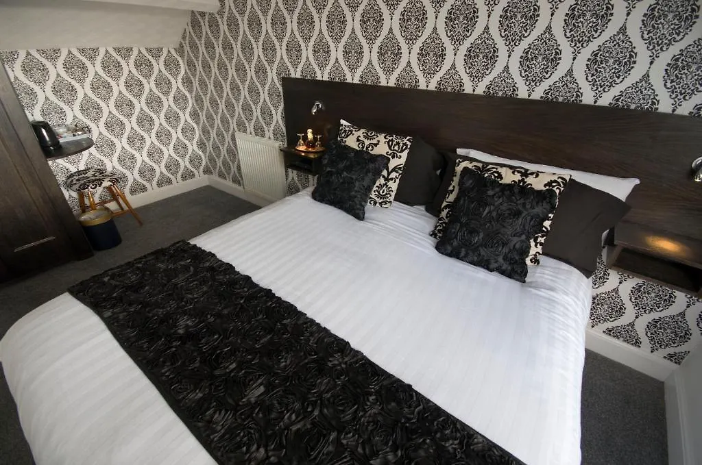 The Coppice - Including Off-site Health Club Konukevi 4*