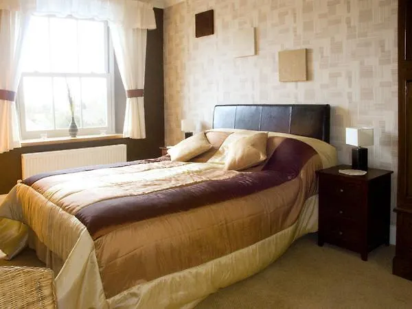Holiday home Briarcliffe *