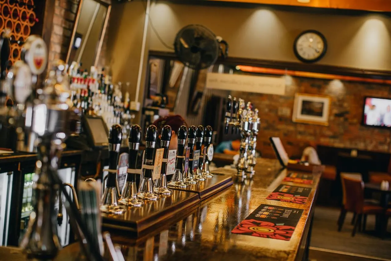 The Duke Of Edinburgh & Bar Hotel